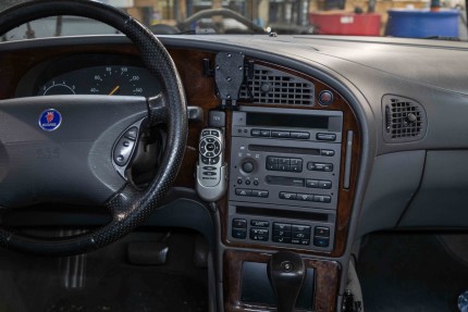 Phone holder for Saab 9-5 Accessories