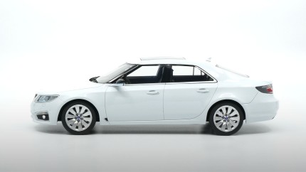 Saab 9-5 NG Aero model 1:18 saab gifts: books, models...