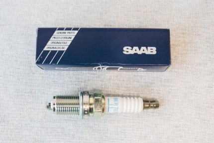 Spark plug NGK BKR7ES-11 for saab 9.5 V6 Ignition