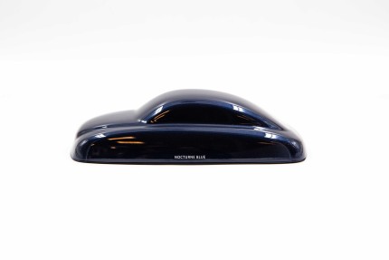 SAAB DEALER COLOR SHOWROOM DISPLAY MODEL FROG OAK  - Saab Nocturne Blue saab gifts: books, models...