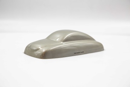SAAB DEALER COLOR SHOWROOM DISPLAY MODEL FROG OAK - Saab Parchement Silver saab gifts: books, models...