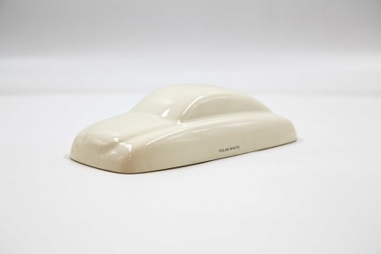 SAAB DEALER COLOR SHOWROOM DISPLAY MODEL FROG OAK- Saab Polaire White saab gifts: books, models...