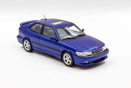 Saab 9-3 viggen model 1:18 in blue saab gifts: books, models...
