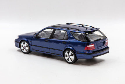 Saab 9-5 Estate Aero model 1:18 dark blue saab gifts: books, models...