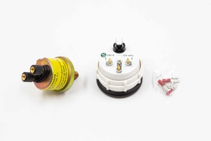 Additional oil pressure gauge Interior Accessories