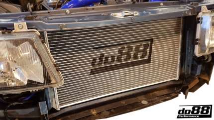 High performance engine coolant Radiator for saab 900 classic Water coolant system