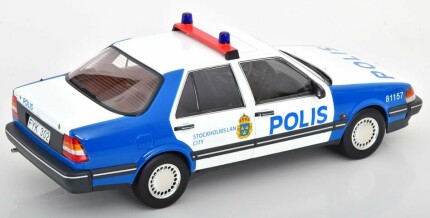 SAAB 9000 CD Police Stockholm model 1:18 New PRODUCTS