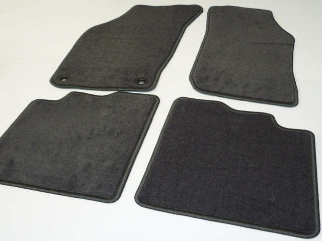 Tapis De Sol Velours Premium Pour Saab 900 NG II Coupé 1993-1998 - Graphite - Neuf Pologne