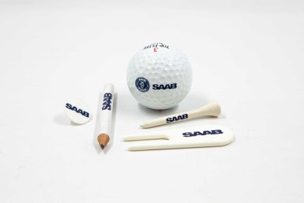Original Saab Golf Kit from the 80's saab gifts: books, models...