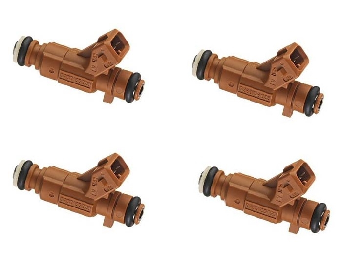 Set of 4 Fuel injectors Turbo engine saab 9.5 and 9.3 Aero 2003 RBM