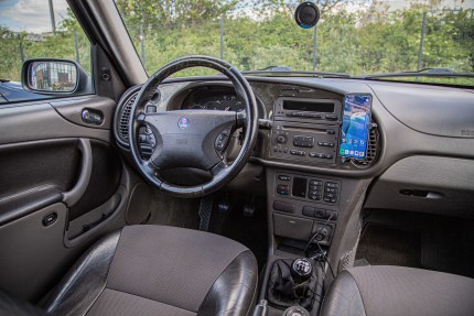 Phone holder for Saab 900 NG and 9-3 Parts you won't find anywhere else